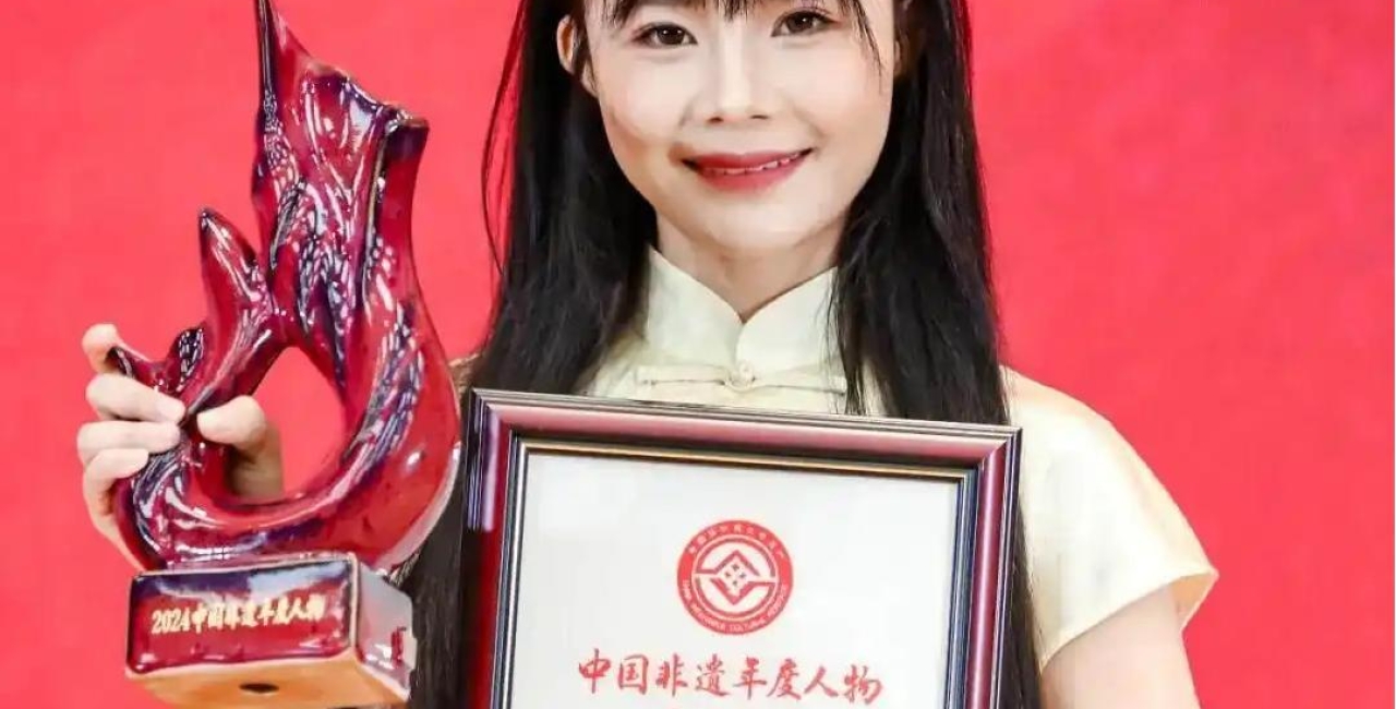 守艺阁资讯 | 当红博主江寻千当选“中国非遗年度人物”